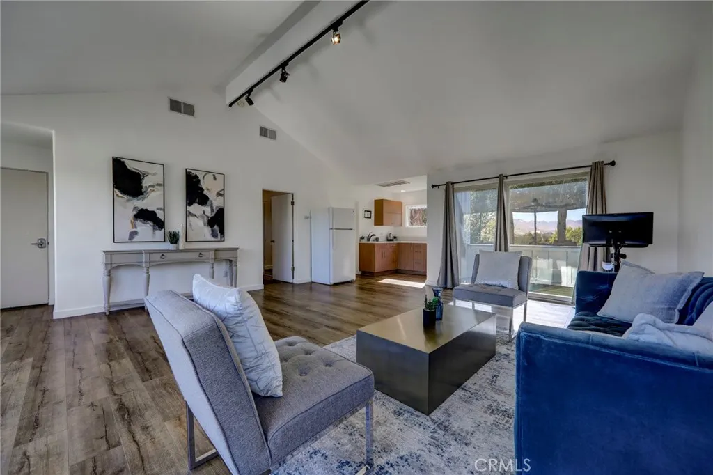 11771 Laurelwood, Studio City, California 91604 home-pic-32