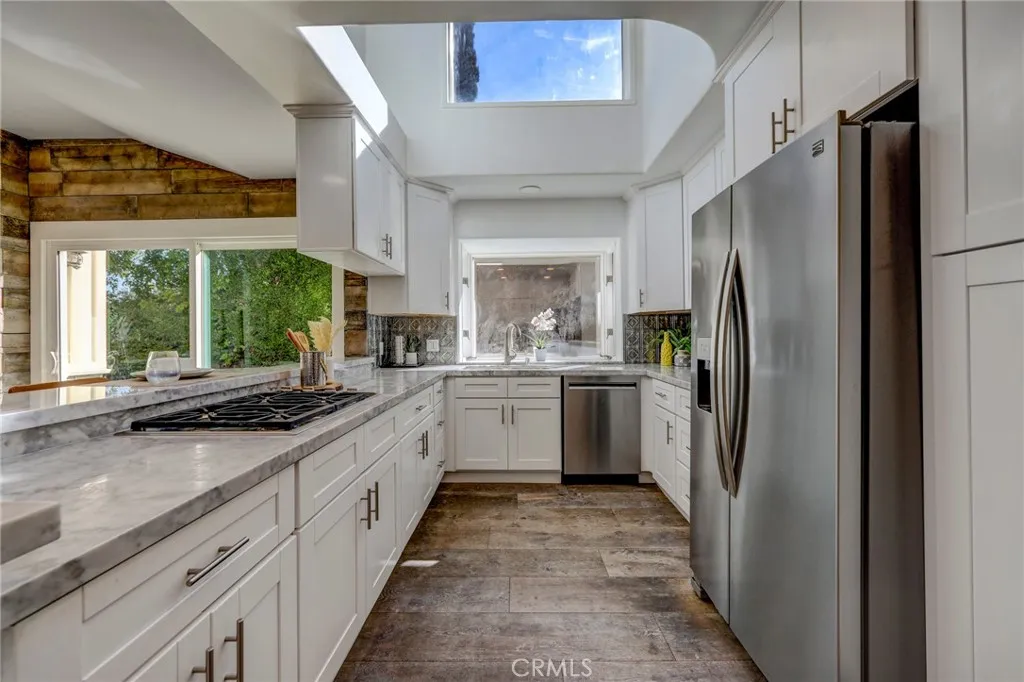 11771 Laurelwood, Studio City, California 91604 home-pic-10