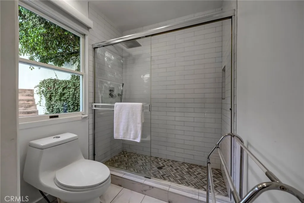 11771 Laurelwood, Studio City, California 91604 home-pic-22