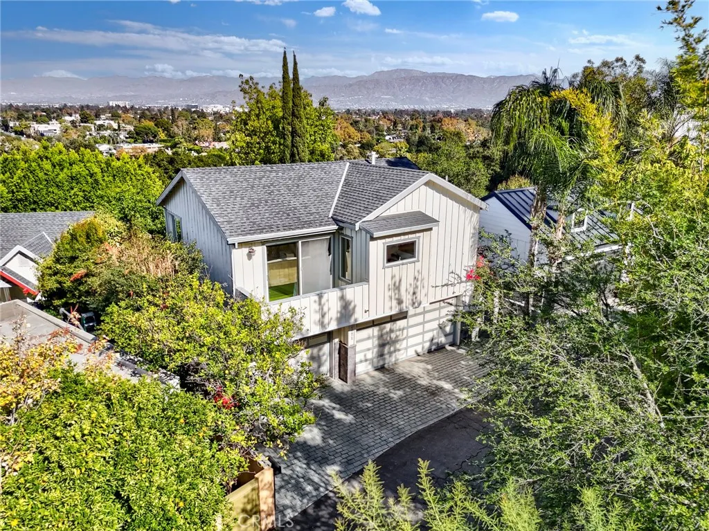 11771 Laurelwood, Studio City, California 91604 home-pic-1