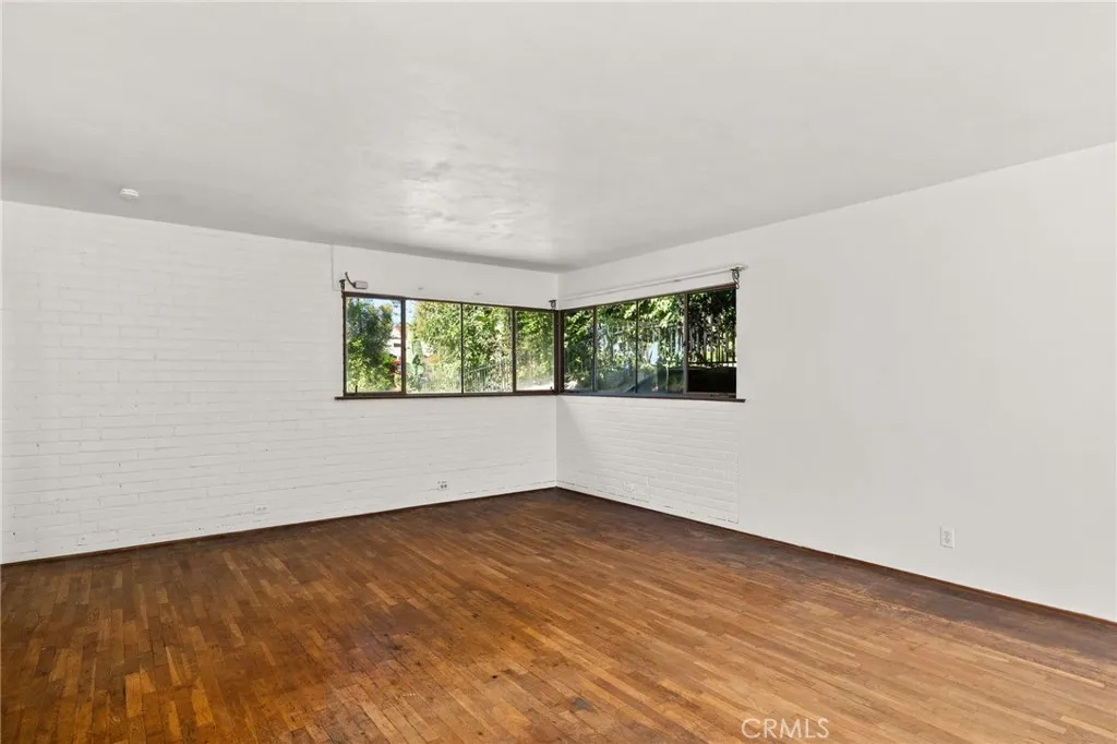3024 Pine, Riverside, California 92501 home-pic-8