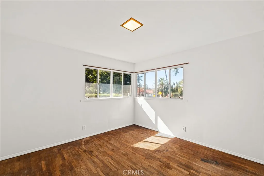 3024 Pine, Riverside, California 92501 home-pic-20