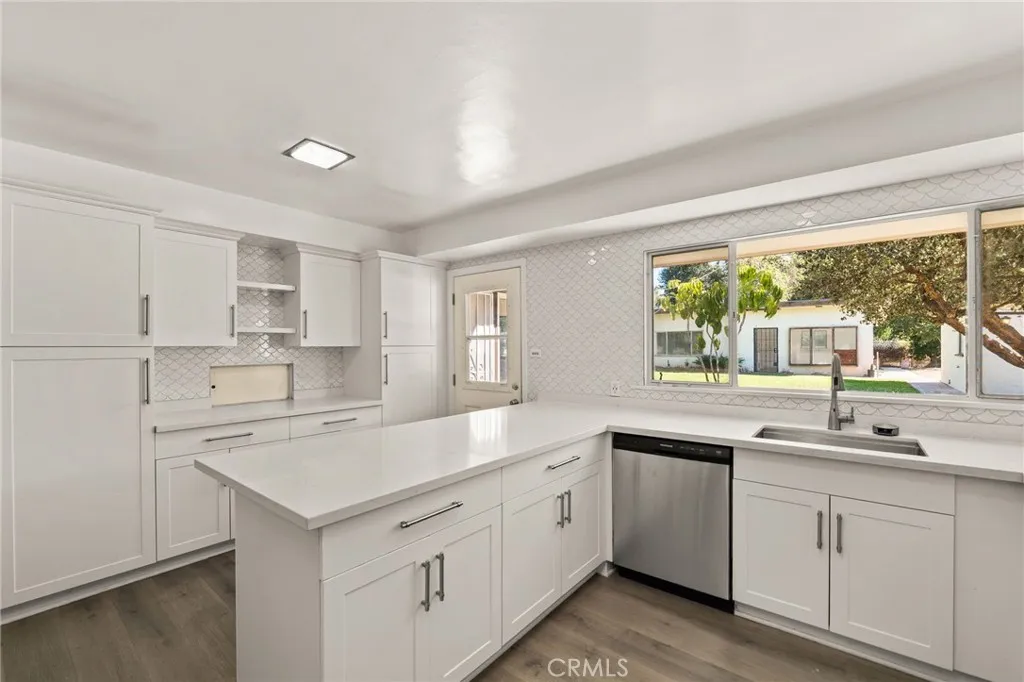 3024 Pine, Riverside, California 92501 home-pic-11