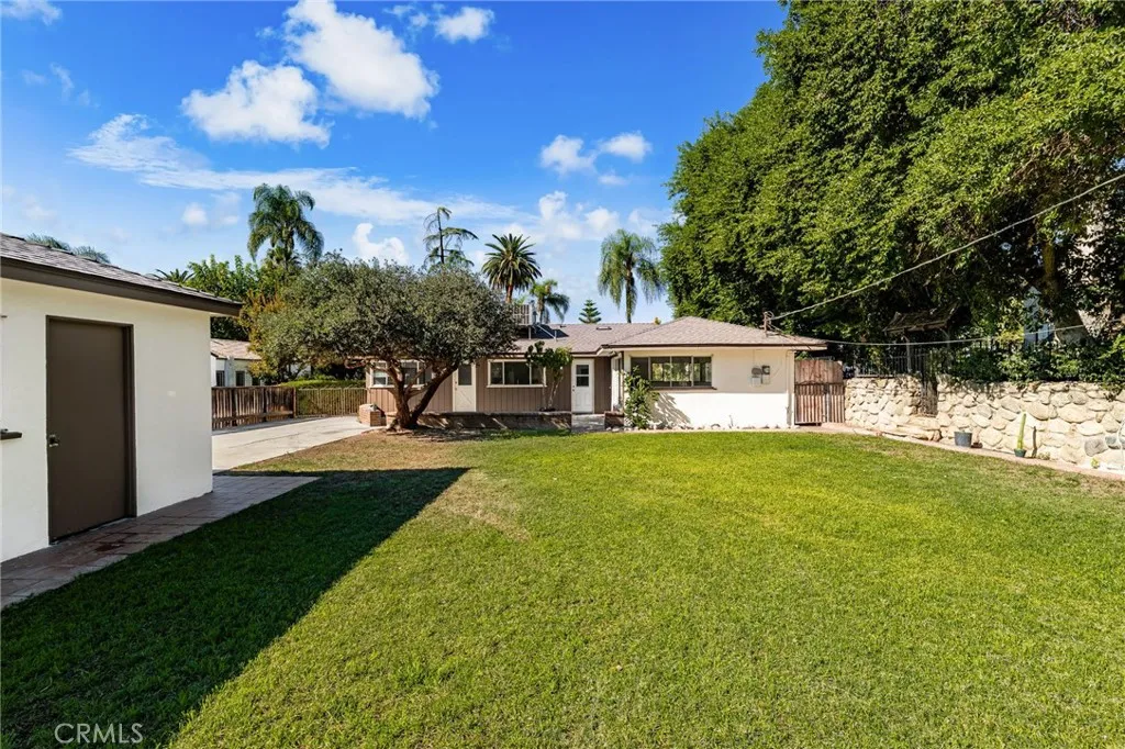 3024 Pine, Riverside, California 92501 home-pic-24