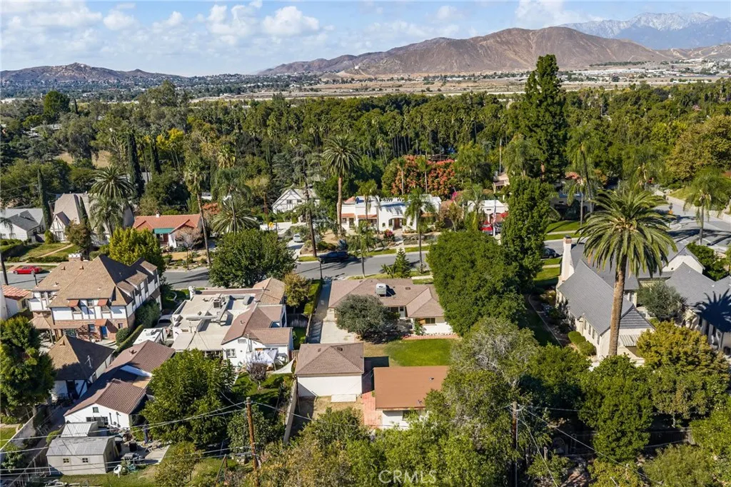 3024 Pine, Riverside, California 92501 home-pic-42