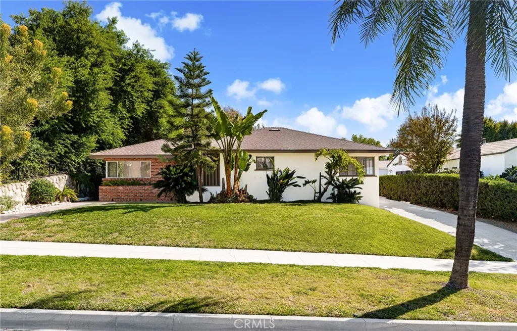 3024 Pine, Riverside, California 92501 home-pic-2