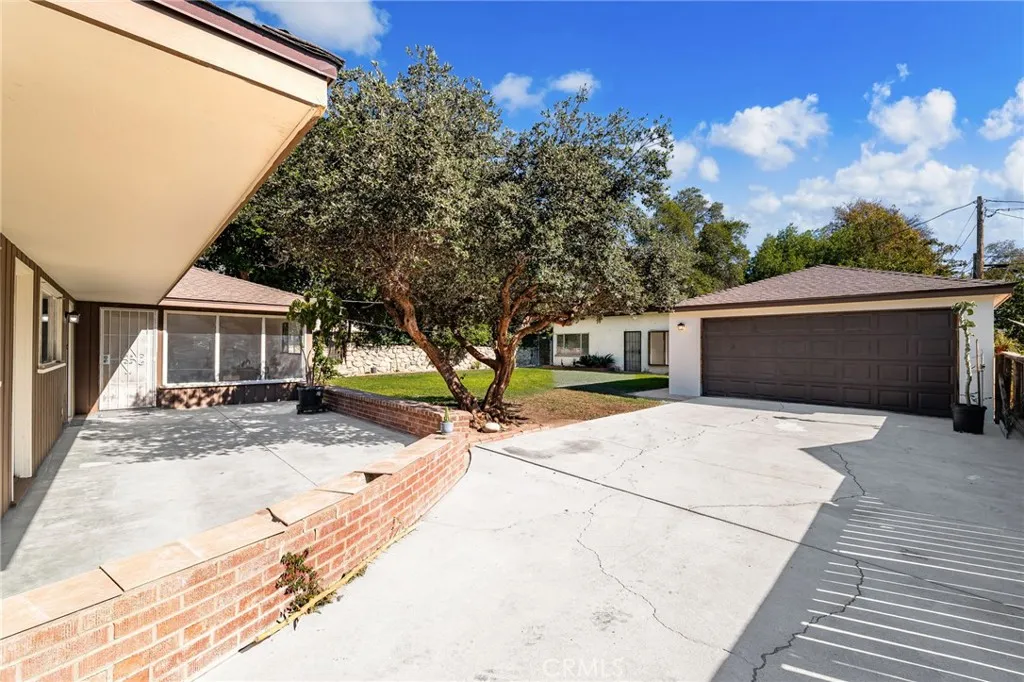 3024 Pine, Riverside, California 92501 home-pic-22
