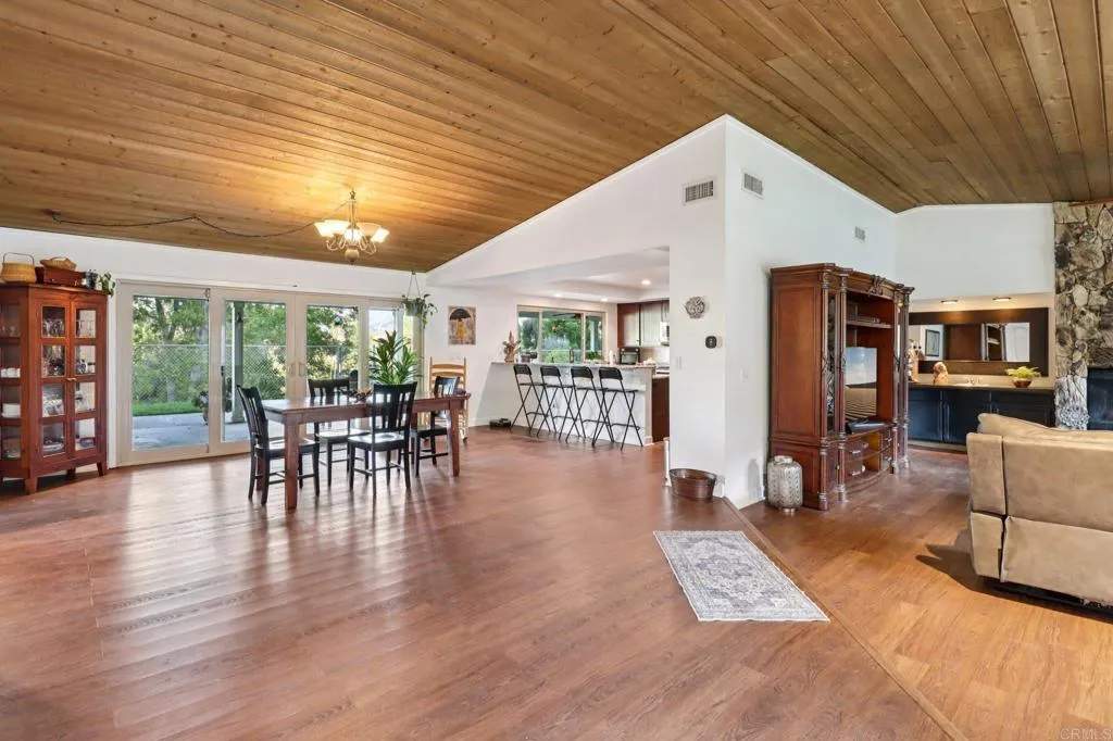 14748 Quail Haven Lane, El Cajon, California 92019 home-pic-3