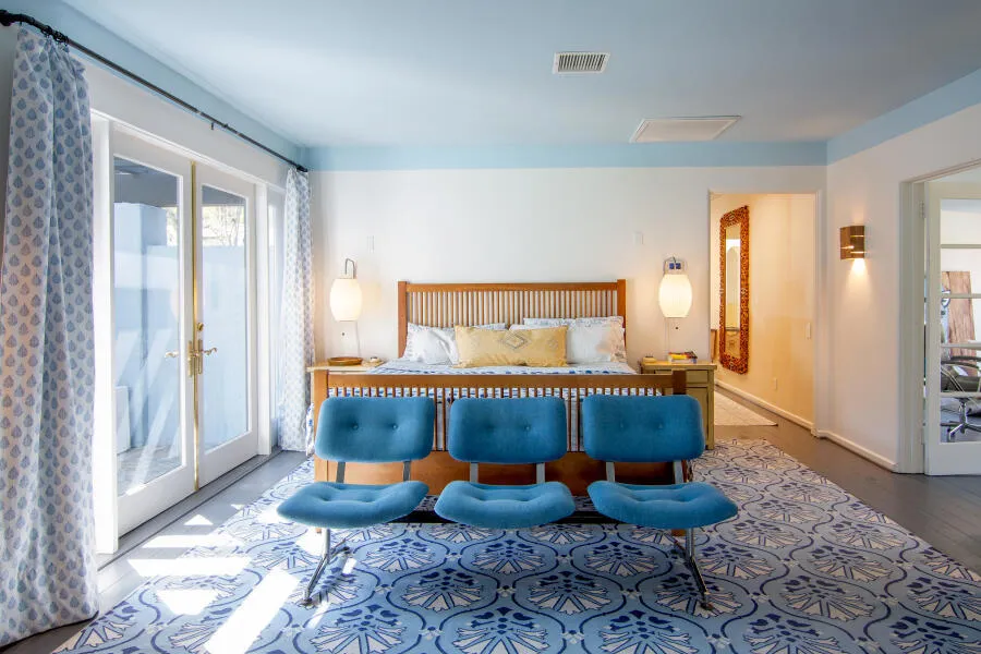 294 W Crestview Drive Drive, Palm Springs, California 92264 home-pic-22