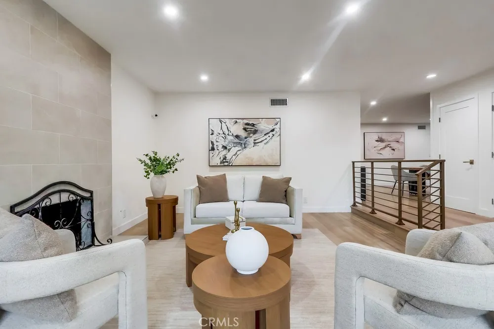 18733 Holmes Avenue, Cerritos, California 90703 home-pic-13