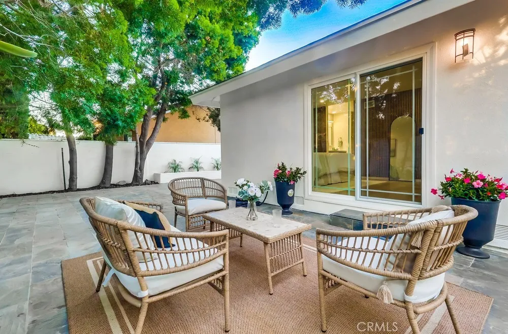 18733 Holmes Avenue, Cerritos, California 90703 home-pic-47