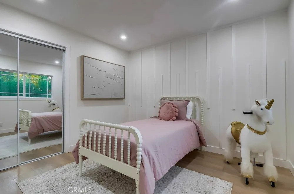 18733 Holmes Avenue, Cerritos, California 90703 home-pic-37