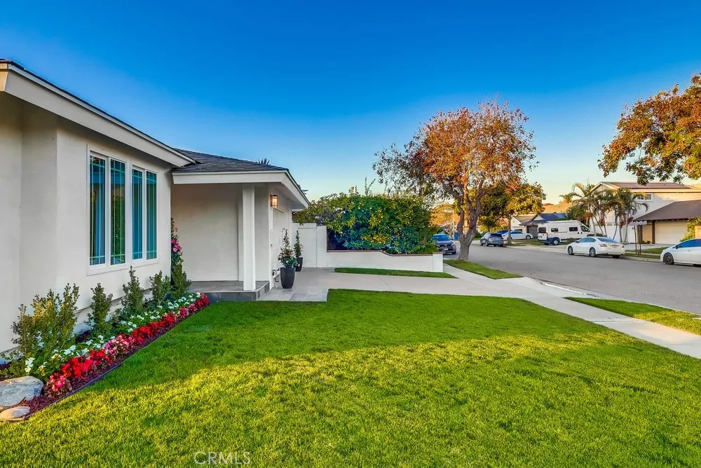 18733 Holmes Avenue, Cerritos, California 90703 home-pic-5