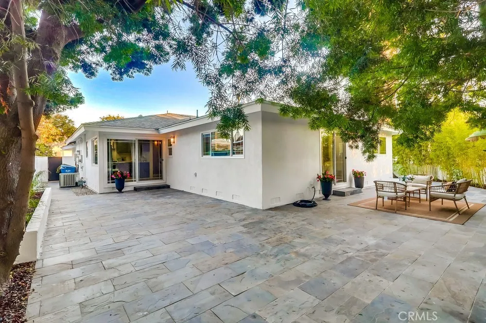 18733 Holmes Avenue, Cerritos, California 90703 home-pic-43