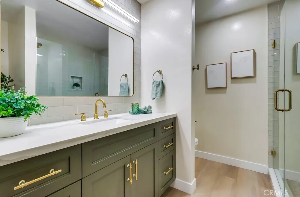 18733 Holmes Avenue, Cerritos, California 90703 home-pic-31