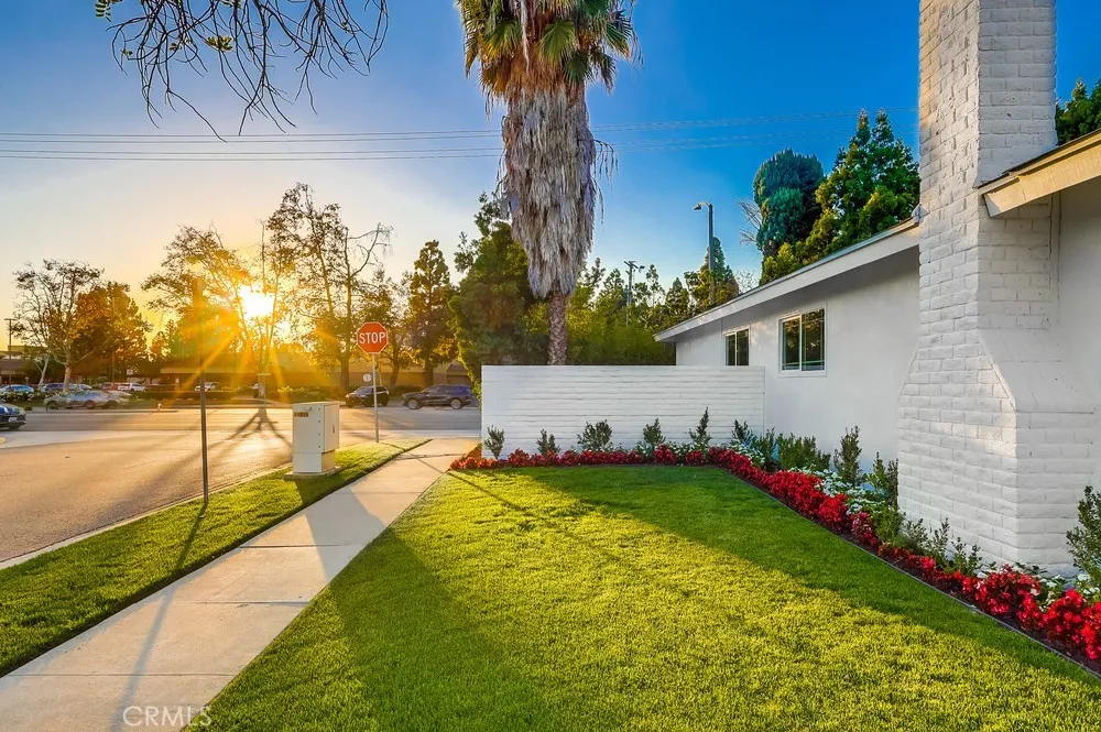 18733 Holmes Avenue, Cerritos, California 90703 home-pic-4