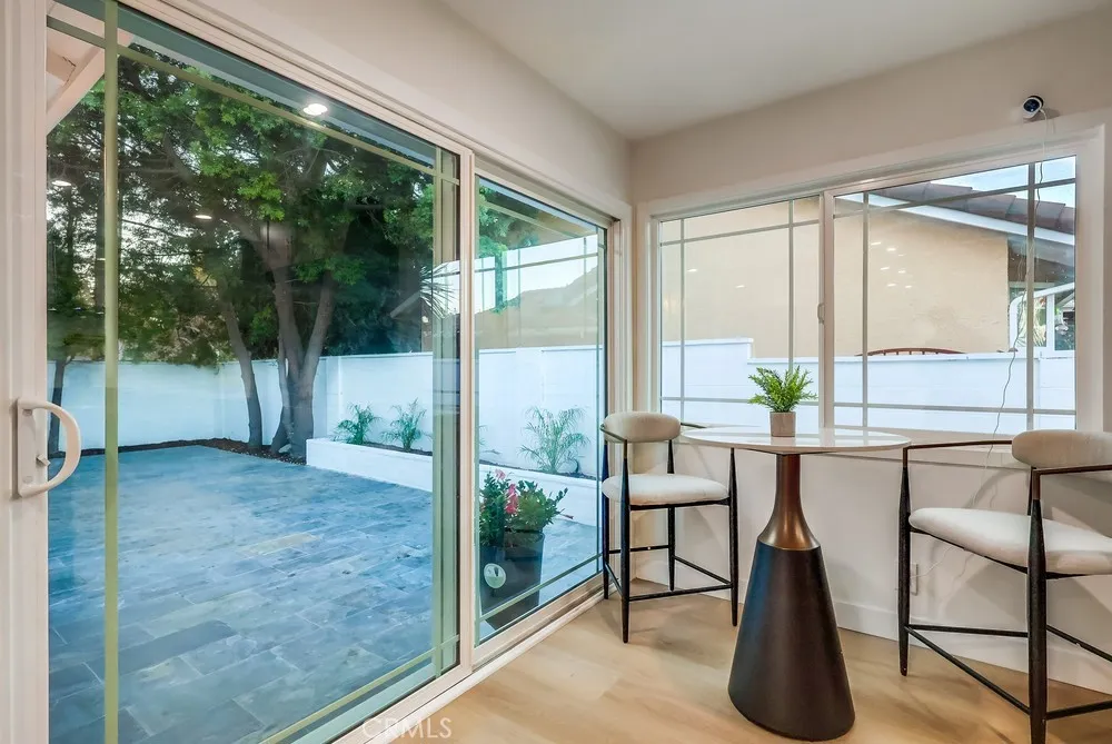 18733 Holmes Avenue, Cerritos, California 90703 home-pic-18