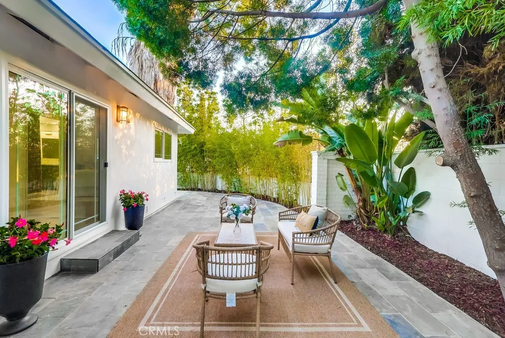 18733 Holmes Avenue, Cerritos, California 90703 home-pic-44