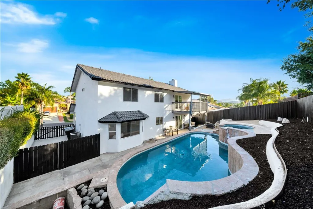 29707 Yellow Gold Drive, Canyon Lake, California 92587 home-pic-22