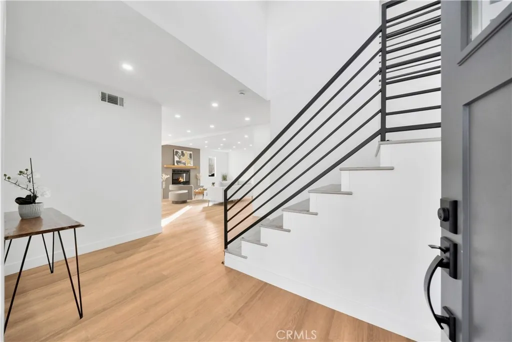 29707 Yellow Gold Drive, Canyon Lake, California 92587 home-pic-8