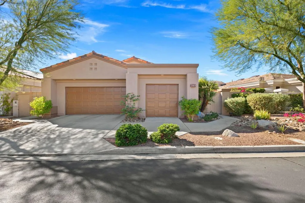 263 Desert Holly Drive, Palm Desert, California 92211 home-pic-6
