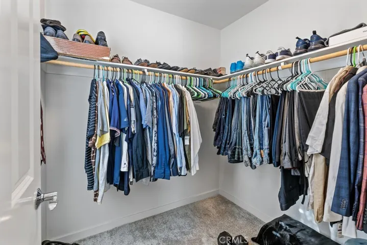975 W Clover, Rialto, California 92376