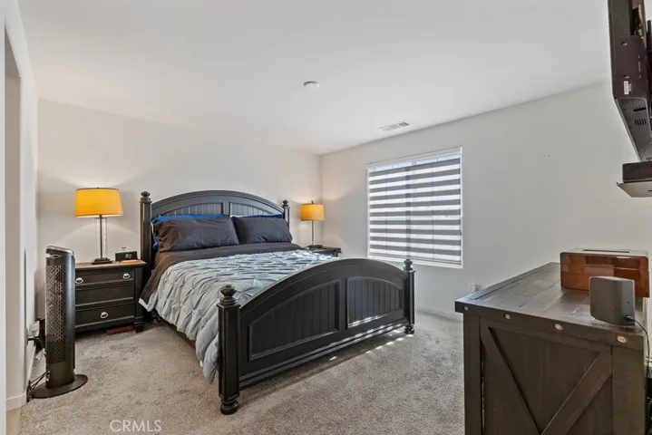 975 W Clover, Rialto, California 92376