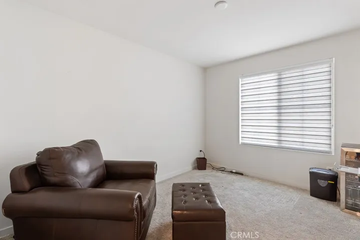 975 W Clover, Rialto, California 92376
