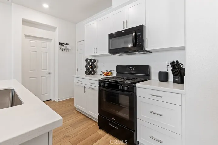 975 W Clover, Rialto, California 92376