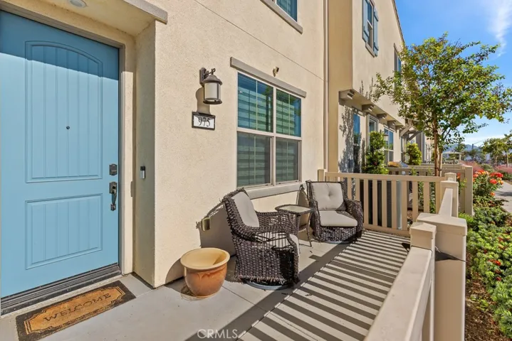 975 W Clover, Rialto, California 92376