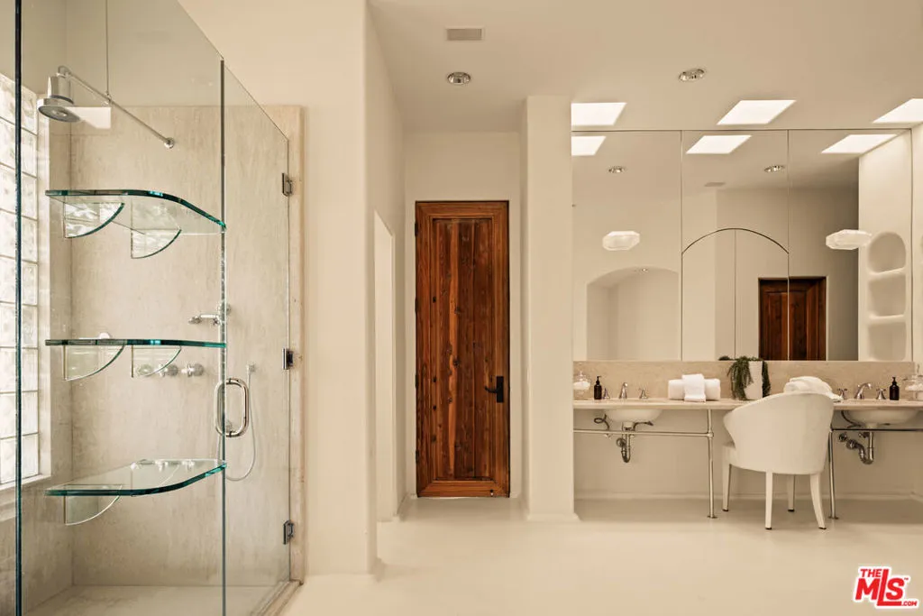 57425 Palm Seco Circle, Palm Desert, California 92561 home-pic-14