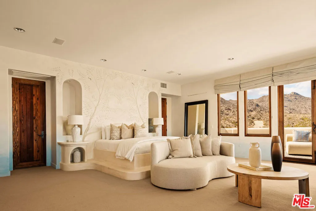 57425 Palm Seco Circle, Palm Desert, California 92561 home-pic-11