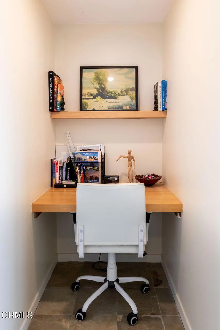 9054 Palomar Trail, Lucerne Valley, California 92356 home-pic-40