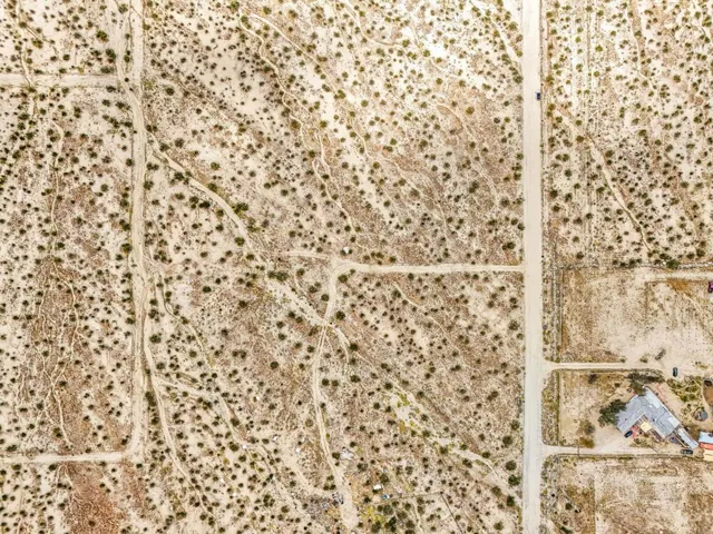 10 Acres 18th Ave