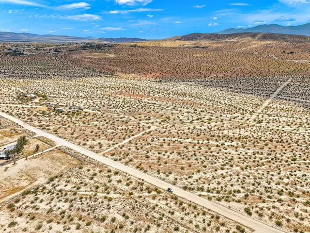 10 Acres 18th Ave