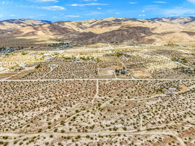 10 Acres 18th Ave