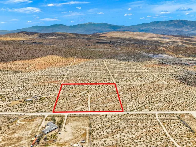 10 Acres 18th Ave