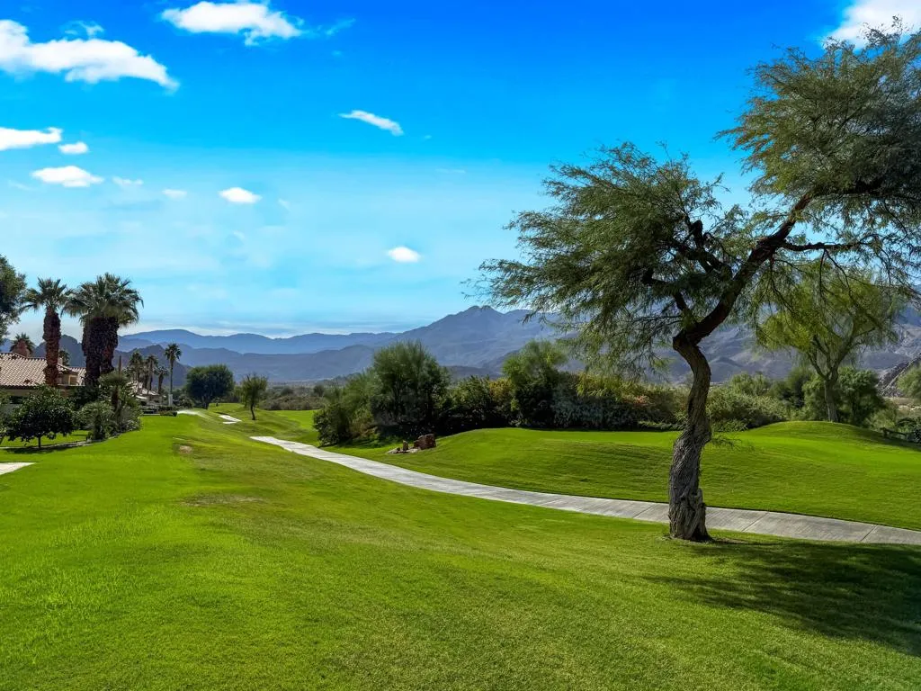 56805 Merion, La Quinta, California 92253 home-pic-43