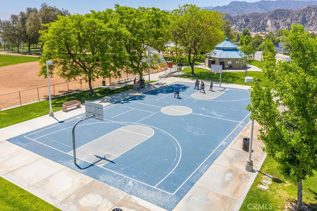 26511 Brooks Circle, Stevenson Ranch, California 91381 home-pic-60