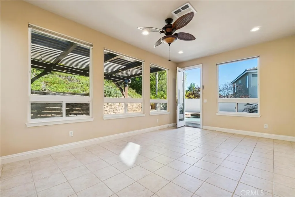 26511 Brooks Circle, Stevenson Ranch, California 91381 home-pic-19