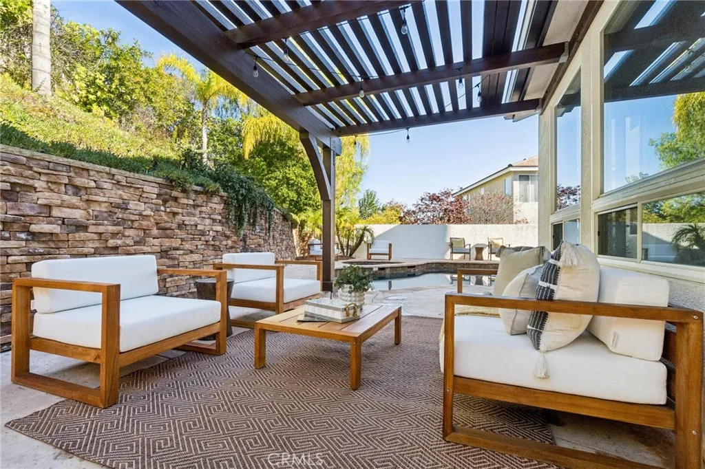 26511 Brooks Circle, Stevenson Ranch, California 91381 home-pic-43