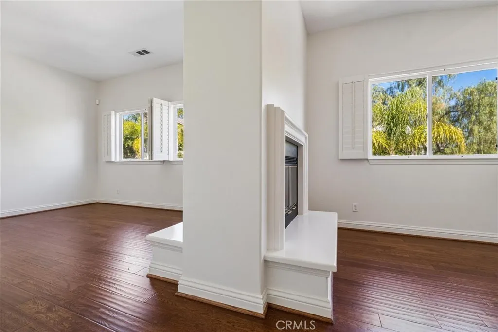 26511 Brooks Circle, Stevenson Ranch, California 91381 home-pic-26