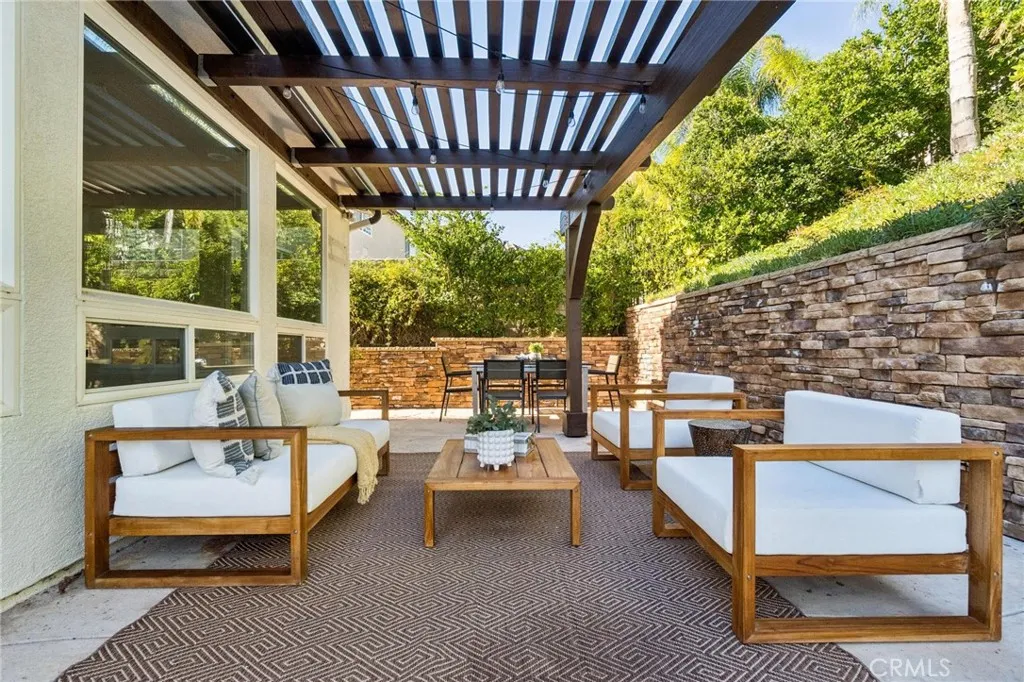 26511 Brooks Circle, Stevenson Ranch, California 91381 home-pic-41