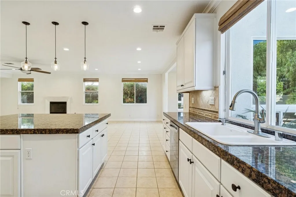26511 Brooks Circle, Stevenson Ranch, California 91381 home-pic-11