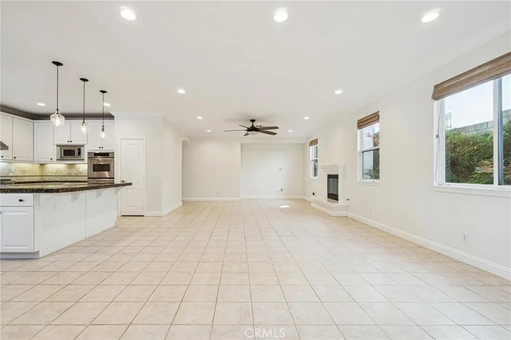 26511 Brooks Circle, Stevenson Ranch, California 91381 home-pic-15