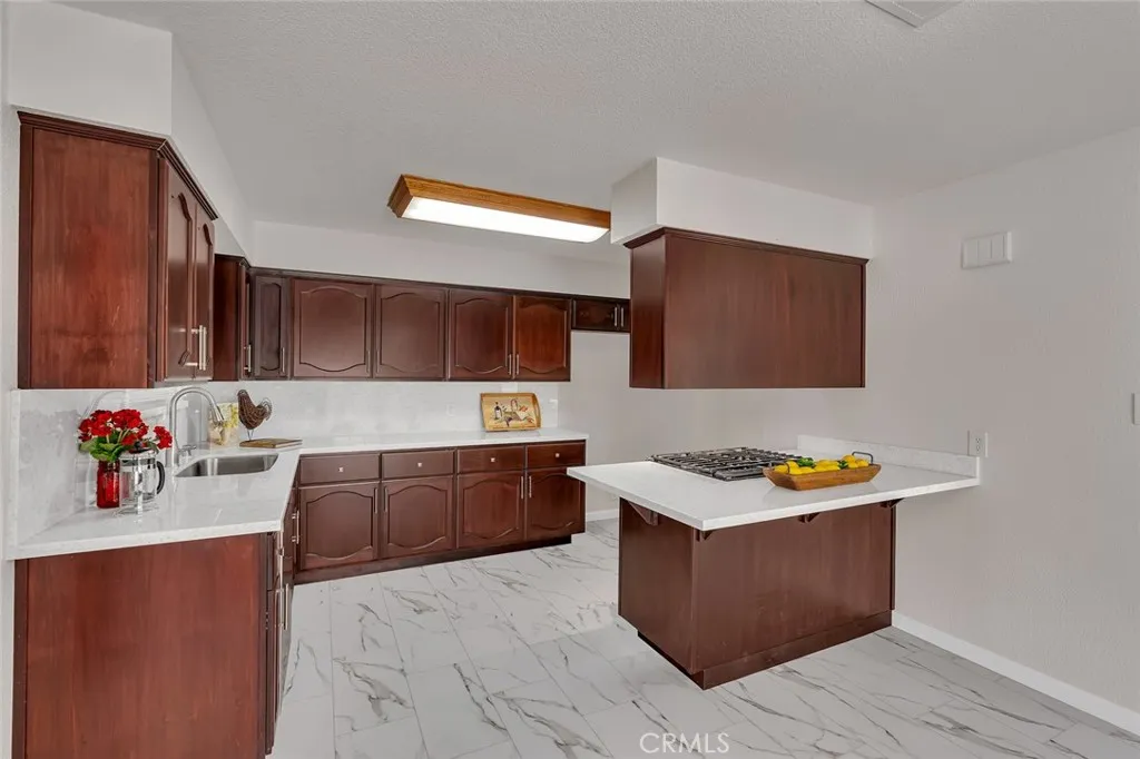 3061 El Capitan, Merced, California 95340 home-pic-16