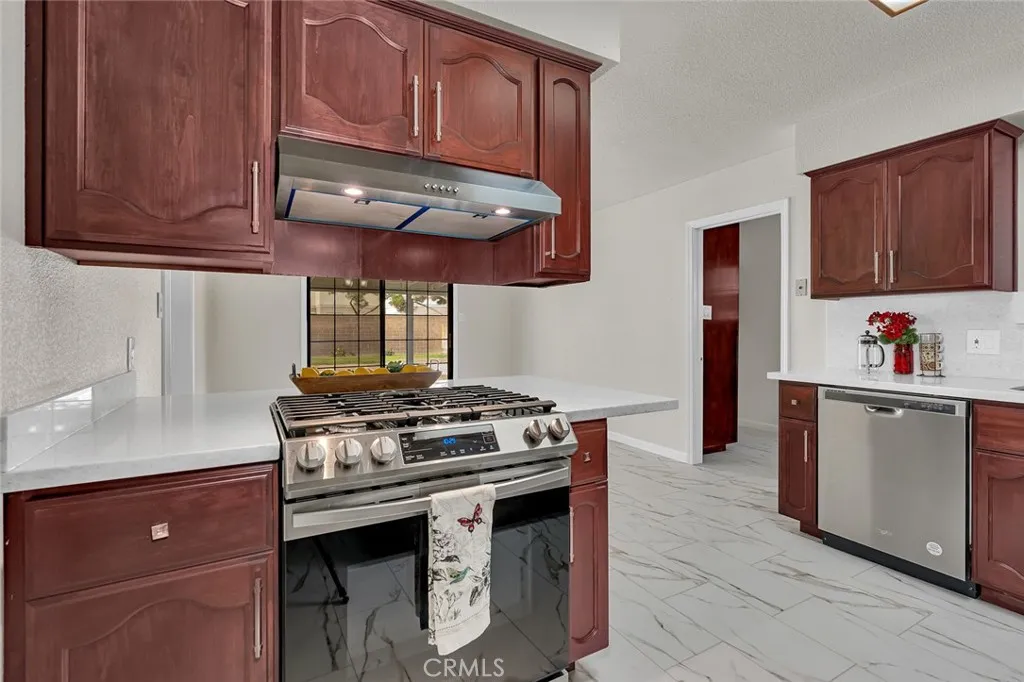 3061 El Capitan, Merced, California 95340 home-pic-17