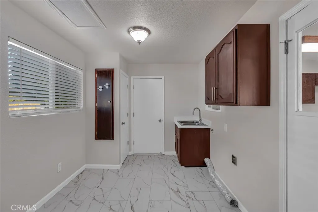 3061 El Capitan, Merced, California 95340 home-pic-19