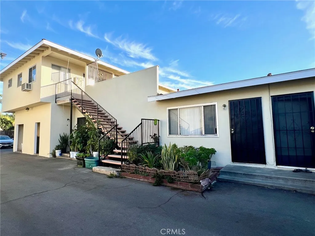 12922 Shackelford Ln, Garden Grove, California 92841 home-pic-0