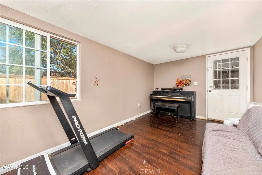 4937 Sunburst, Palmdale, California 93552 home-pic-12